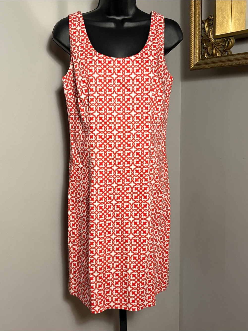 Laundry by Design Size 4 Red and White Geometric Sleeveless Shift Dress